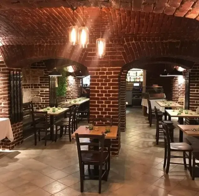 BookNoFees: Restoran – Aubergine – Prague – Patlıcan, fotoğraf 3