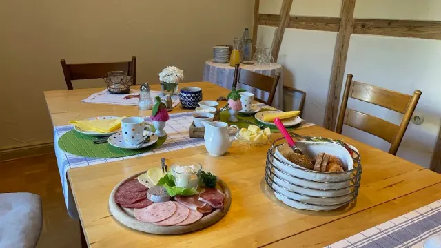 BookNoFees: Restoran – Landhaus Püttmann – Fröndenberg – Püttmann Kır Evi, fotoğraf 3