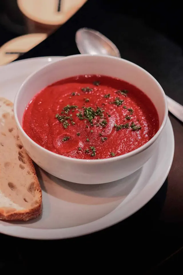 BookNoFees: Kafe – De Wasserette – Amsterdam – Çamaşırhane, fotoğraf 2