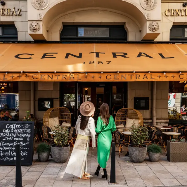 BookNoFees: Centrál Grand Cafe & Bar 1887, Budapest