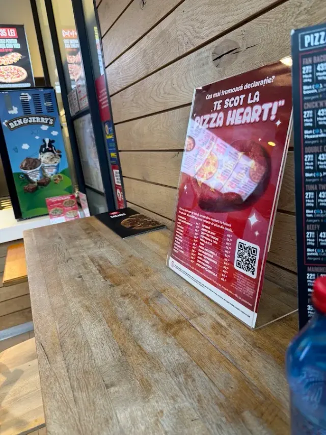 BookNoFees: Restoran – Pizza Hut Delivery – Bucharest – Pizza Hut Ev Teslimatı, fotoğraf 3