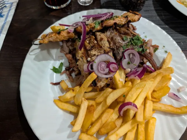 BookNoFees: Restoran – Irodion Griechisches Restaurant – Lünen – Irodion Yunan Restoranı, fotoğraf 3