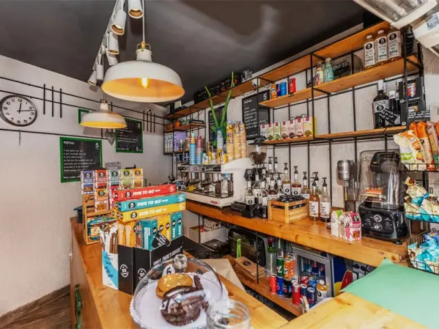 BookNoFees: Kafe – 5 to go – Bucharest – 5 kaldı, fotoğraf 3