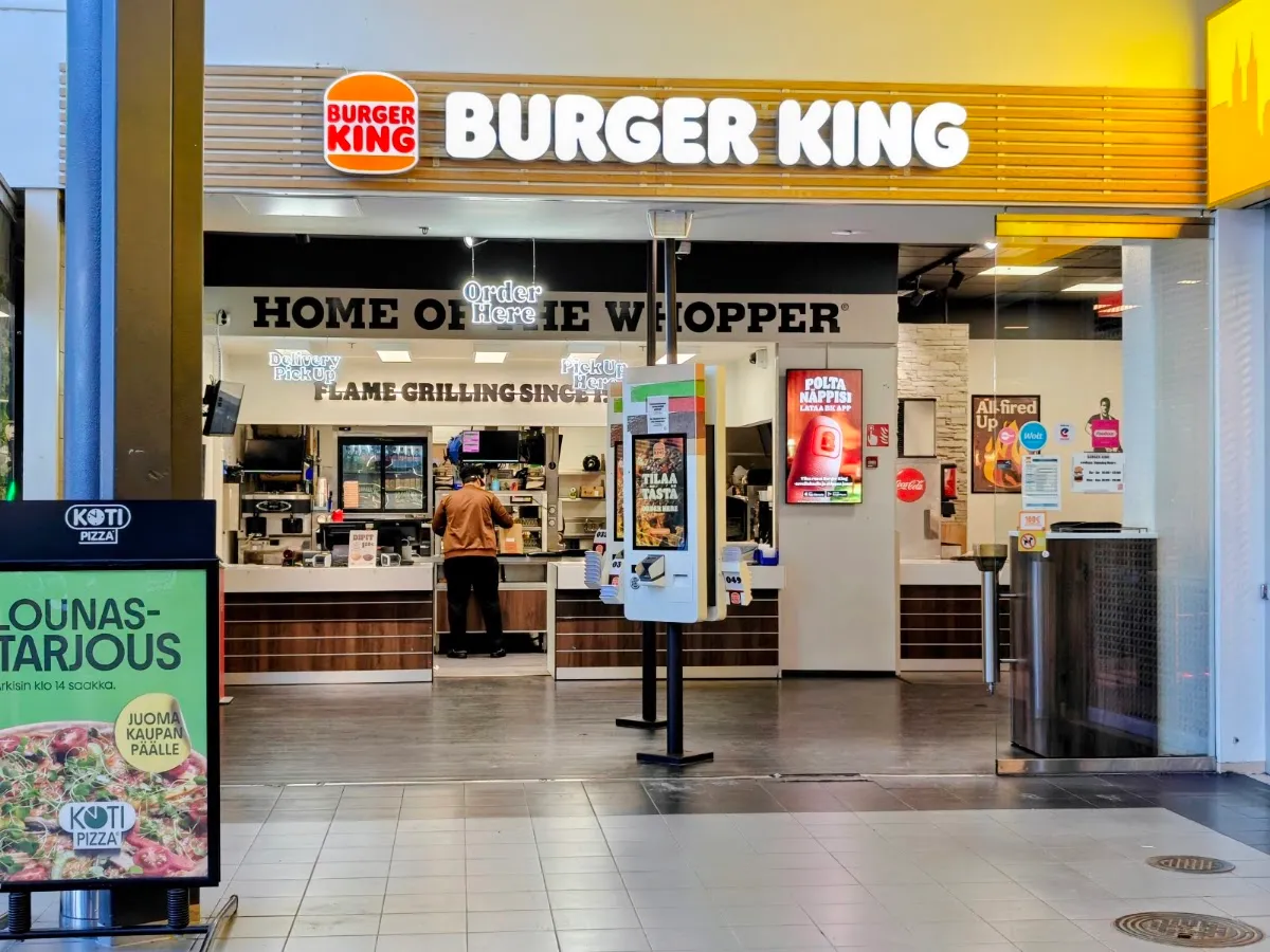 BookNoFees: Atıştırmalık büfesi – Burger King – Helsinki – Burger King, fotoğraf 1