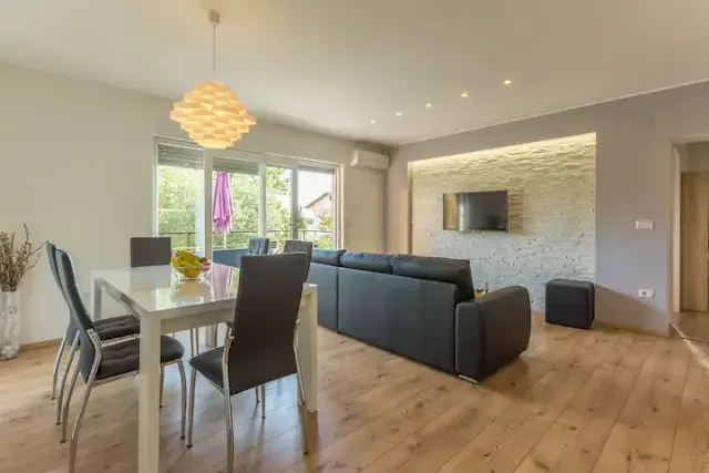 BookNoFees: Pula'daki Nives Tatil Dairesi, en fazla 6 kişi – Pula