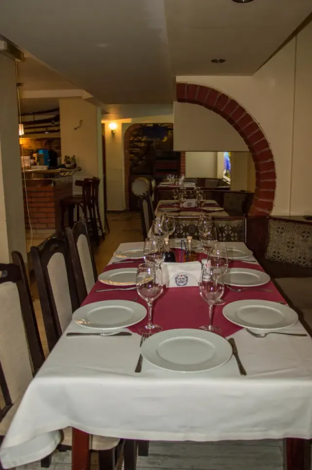 BookNoFees: Restoran – Arcadia – Sofia – Arcadia, fotoğraf 3