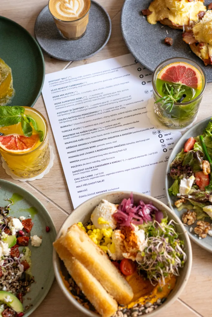 BookNoFees: Kafe – Bistro Monk – Prague – Bistro Monk, fotoğraf 1
