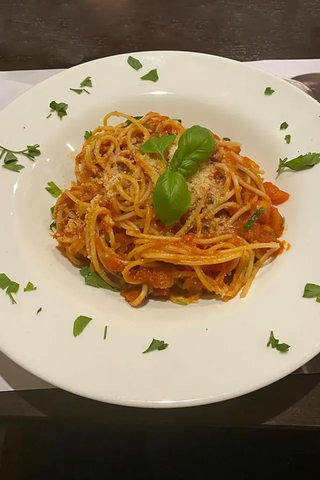 BookNoFees: Restoran – La Costa – Werdohl – Kıyı, fotoğraf 3