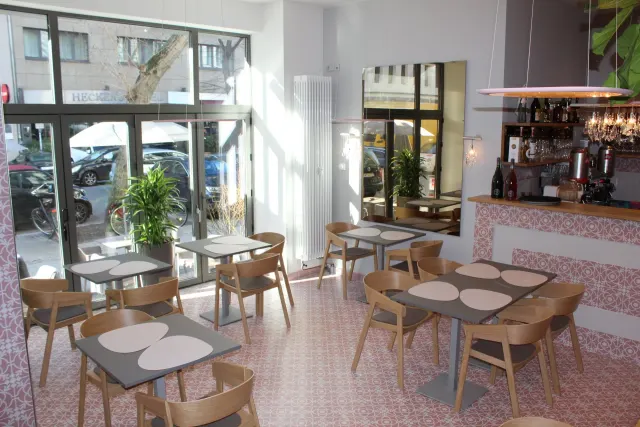 BookNoFees: Restoran – Napolita – Berlin – Napolita, fotoğraf 2