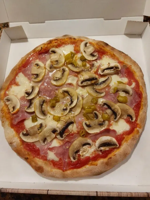 BookNoFees: Restoran – Pizzeria Sorrento – Witten – Sorrento Pizzacı, fotoğraf 3