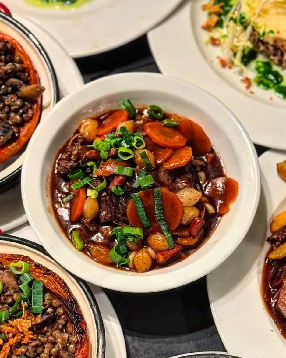 BookNoFees: Restoran – Le Petit Bouillon Pharamond – Paris – Pharamond’un Küçük Et Suyu, fotoğraf 1