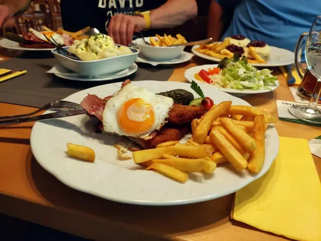 BookNoFees: Restoran – Hotel-Gasthof Siebel – Hilchenbach – Siebel Otel ve Hanı, fotoğraf 3