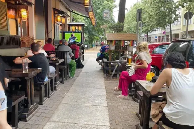BookNoFees: Restoran – 90’s – Berlin – 90'lar, fotoğraf 3