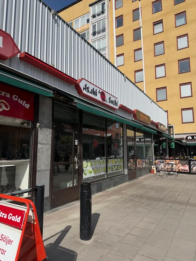BookNoFees: Atıştırmalık büfesi – Asahi Sushi – Stockholm – Asahi Sushi, fotoğraf 1