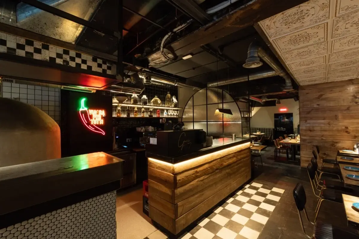 BookNoFees: Restoran – Grosso Napoletano – Madrid – Büyük Napoliten, fotoğraf 1