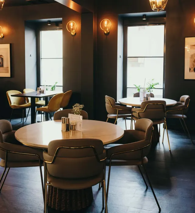 BookNoFees: Restoran – Kent Restaurant Penzing – Vienna – Kent Restoranı, Penzing, fotoğraf 3