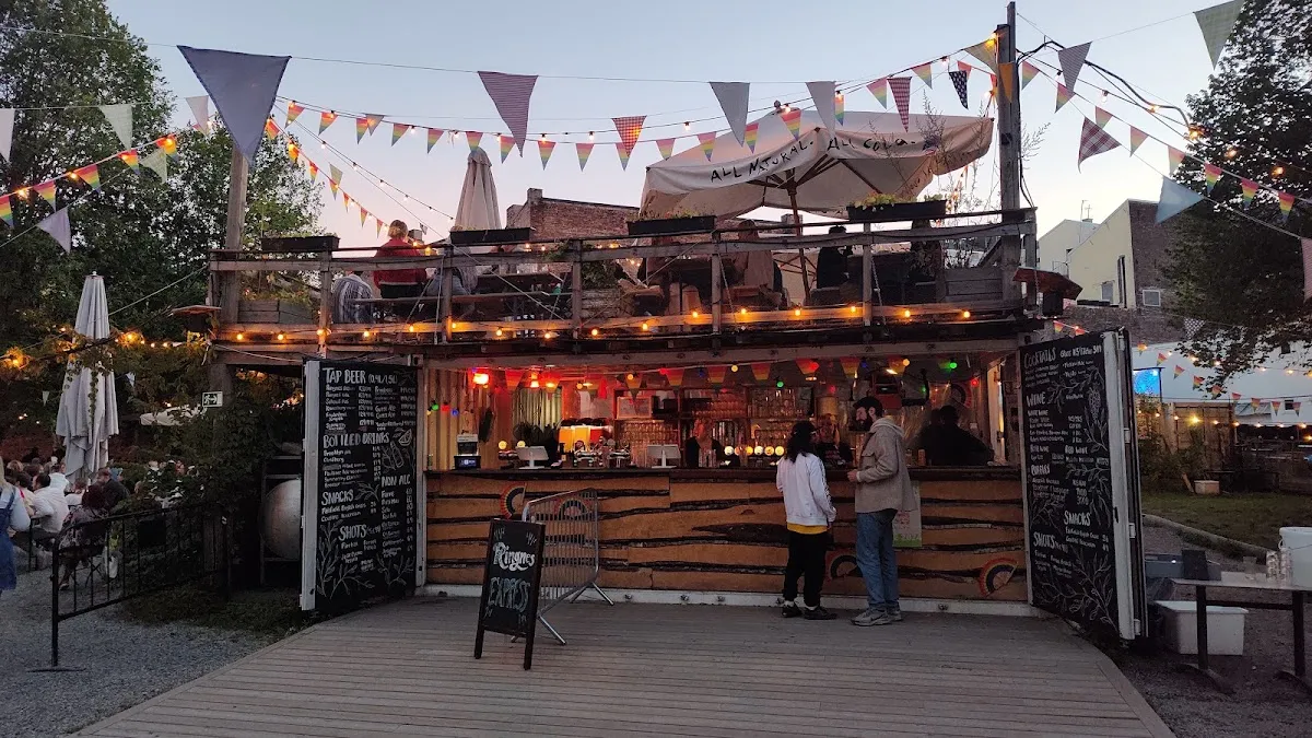 BookNoFees: Kafe – Prindsen hage – Oslo – Prindsen Bahçesi, fotoğraf 1