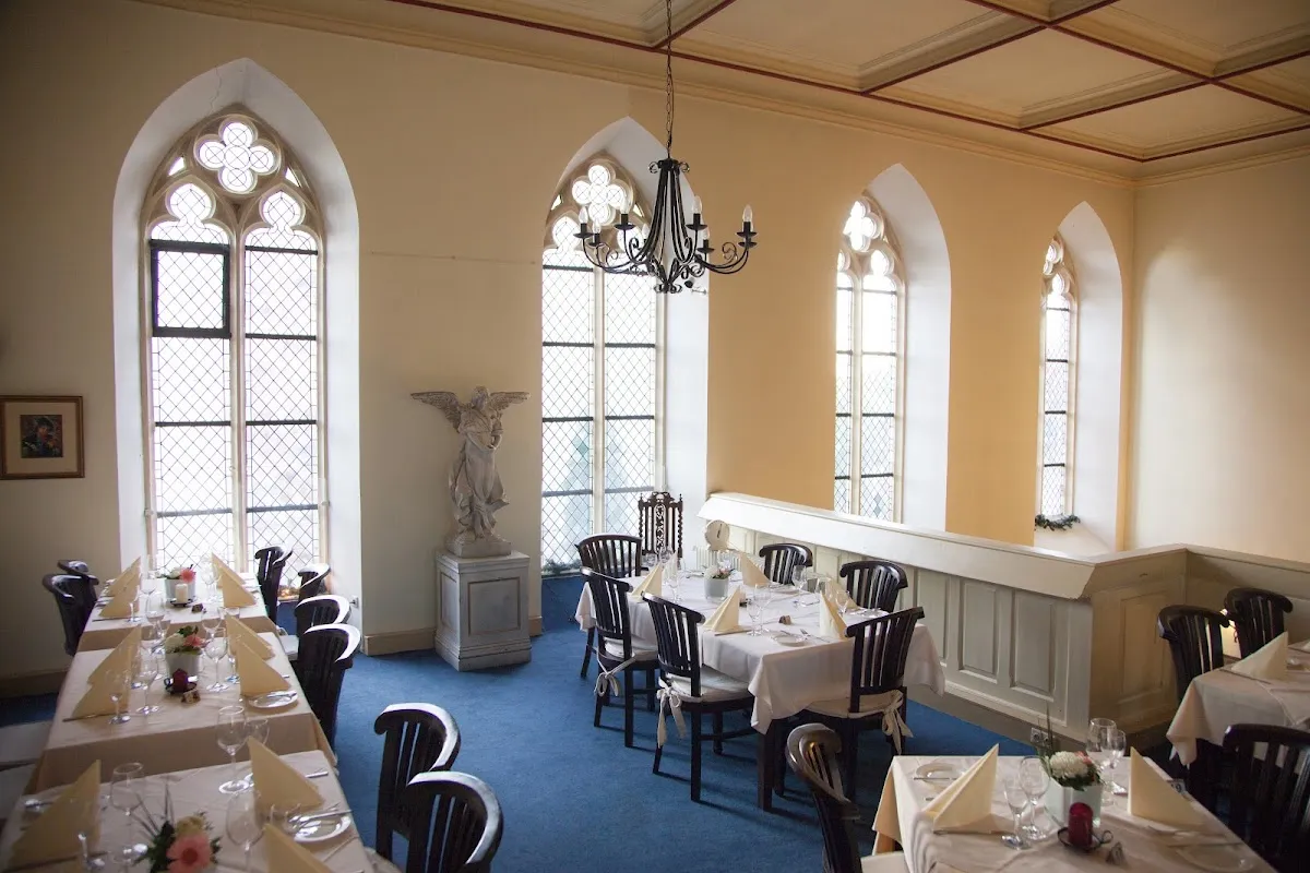BookNoFees: Restoran – La Vecchia Chiesa – Werl – Eski Kilise, fotoğraf 1