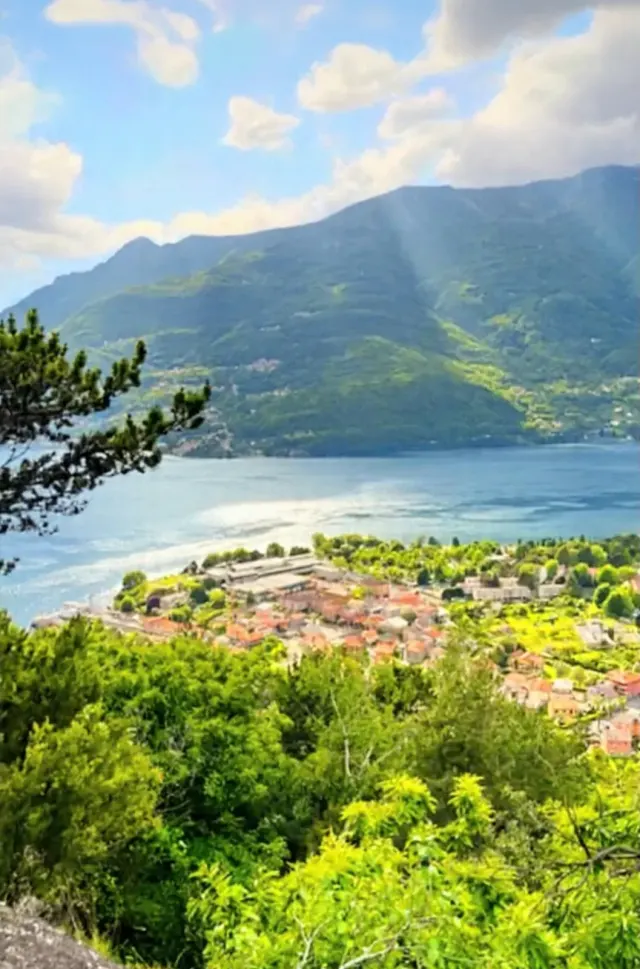 BookNoFees: COMO GÖLÜ Dervio – DERVIO