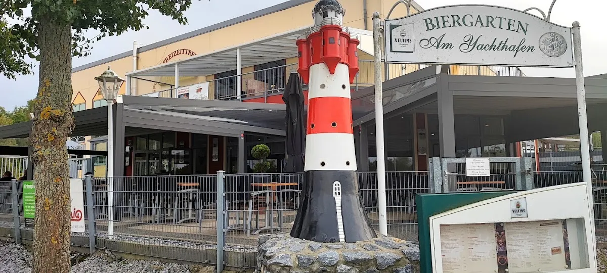 BookNoFees: Restoran – Am Yachthafen – Bergkamen – Yat limanında, fotoğraf 1