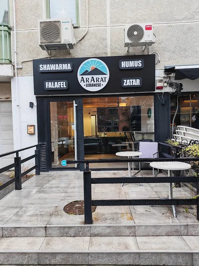 BookNoFees: Atıştırmalık büfesi – Ararat Banovo Brdo – Belgrade – Ararat Banovo Brdo, fotoğraf 1