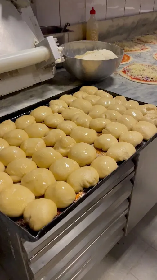 BookNoFees: Restoran – Bella Napoli Pizzeria – Dortmund – Bella Napoli Pizzacı, fotoğraf 3