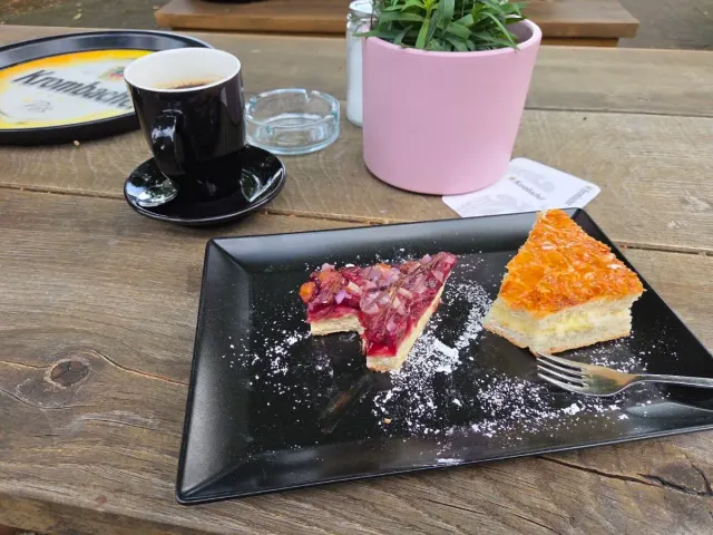 BookNoFees: Restoran – Café Hohenroth – Netphen – Hohenroth Kafe, fotoğraf 2