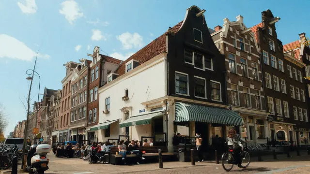 BookNoFees: Kafe – Winkel 43 – Amsterdam – Mağaza 43, fotoğraf 2