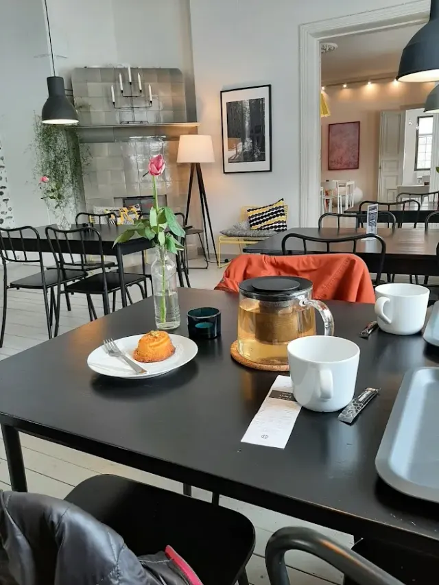 BookNoFees: Kafe – Cafe Monami – Helsinki – Cafe Monami, fotoğraf 3