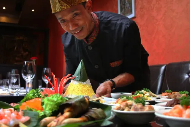 BookNoFees: Restoran – Long Pura – Amsterdam – Uzun Saf, fotoğraf 2
