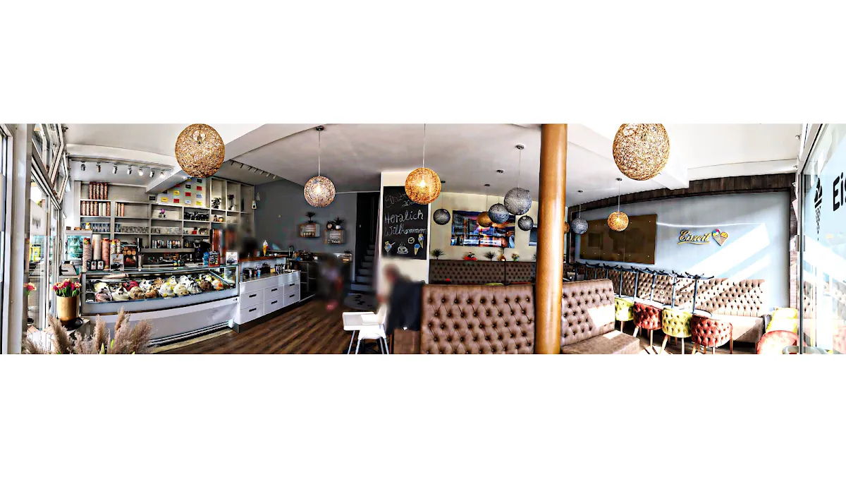 BookNoFees: Restoran – Ankays Eiscafé – Freudenberg – Ankays Eiscafé, fotoğraf 1