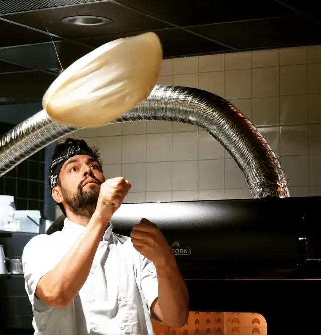 BookNoFees: Atıştırmalık büfesi – De Pizzabakkers To Go – Amsterdam – Pizzabakkers To Go, fotoğraf 2