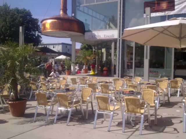 BookNoFees: Restoran – Eiscafé Crema – Unna – Eiscafé Crema, fotoğraf 3