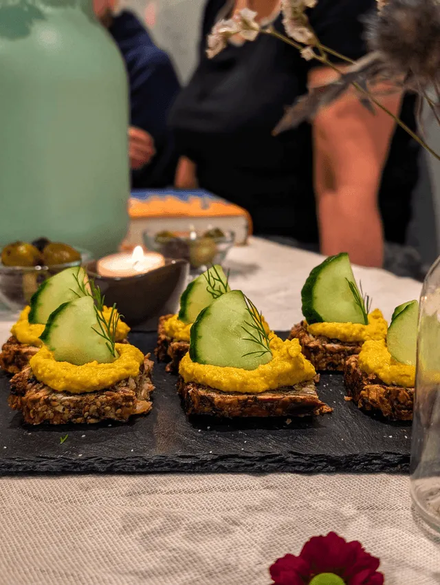 BookNoFees: Kafe – Café Prana – Berlin – Prana Kahve, fotoğraf 2