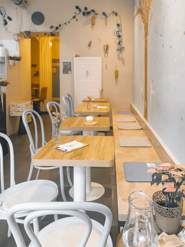 BookNoFees: Kafe – Café Prana – Berlin – Prana Kahve, fotoğraf 1