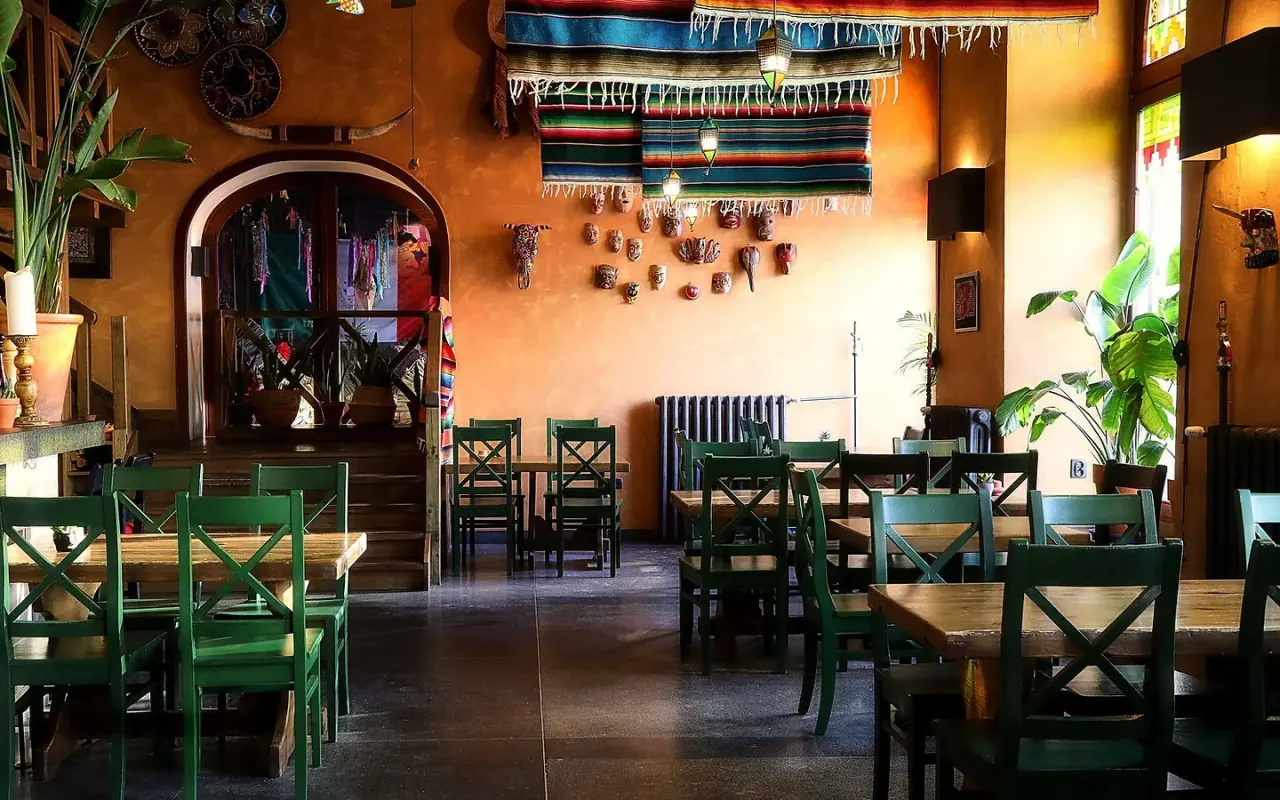 BookNoFees: Restoran – El Popo – Warsaw – Papa, fotoğraf 1