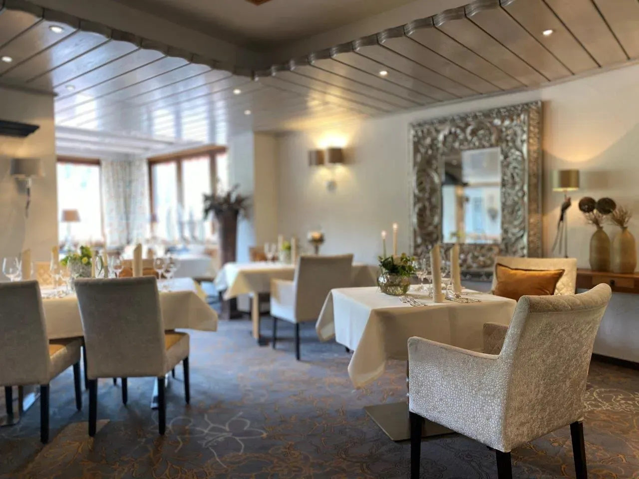 BookNoFees: Restoran – Hotel Hennemann – Eslohe-Cobbenrode – Hotel Hennemann, fotoğraf 1