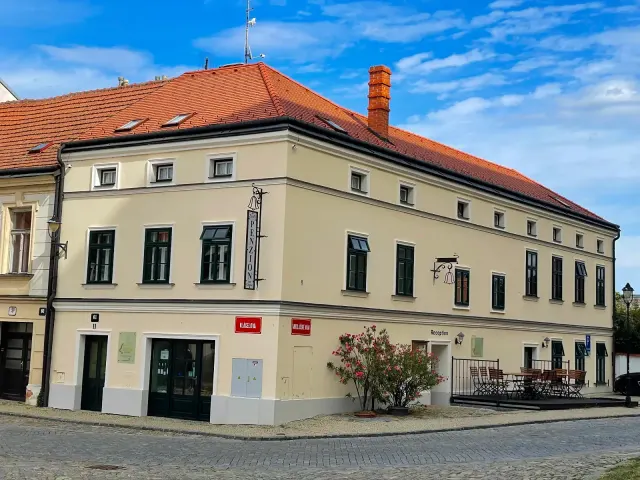 BookNoFees tatil evi: Znojmo – Zvon Konutları