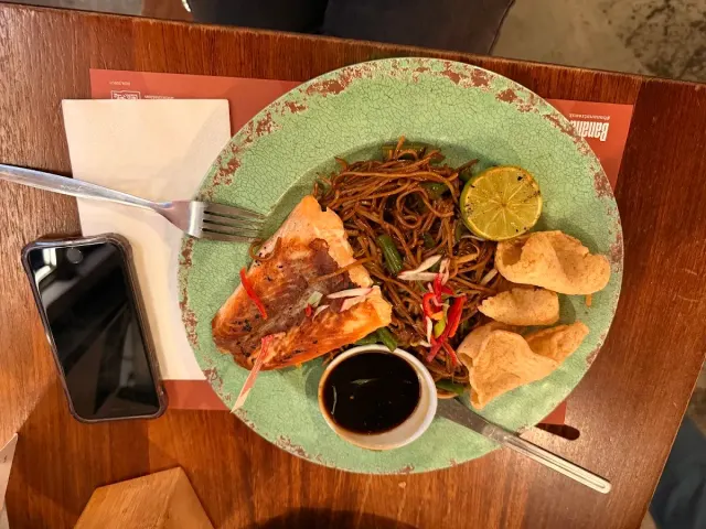 BookNoFees: Restoran – Banana Tree – London – Muz Ağacı, fotoğraf 2