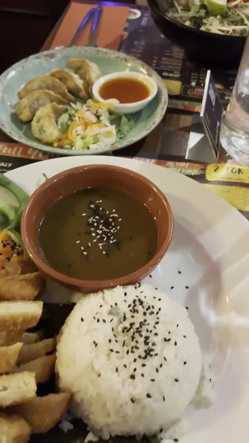 BookNoFees: Restoran – Banana Tree – London – Muz Ağacı, fotoğraf 3