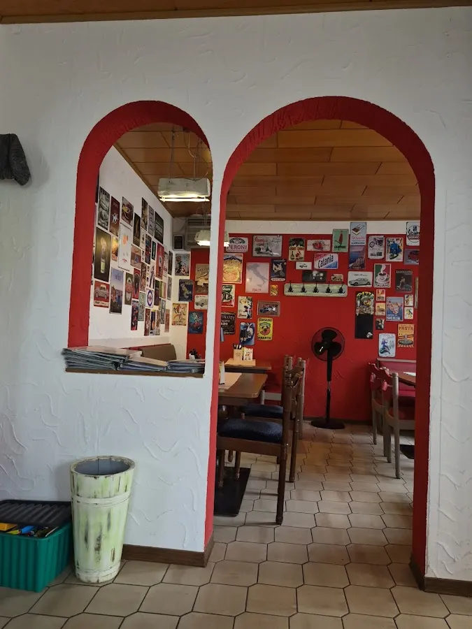 BookNoFees: Restoran – Pizzeria da Franco – Rüthen – Franco'nun Pizzacısı, fotoğraf 1