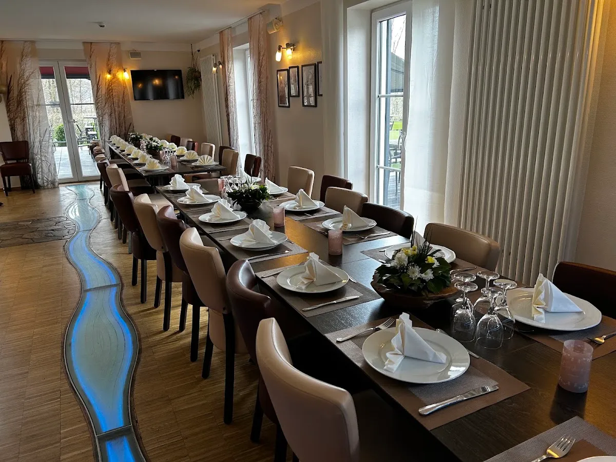 BookNoFees: Restoran – Altes Wärterhaus – Hilchenbach – Eski Bekçi Evi, fotoğraf 1