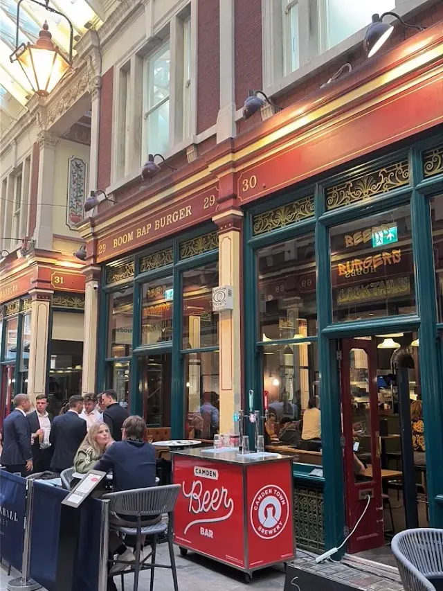 BookNoFees: Atıştırmalık büfesi – Boom Bap Burger – London – Boom Bap Burger, fotoğraf 2