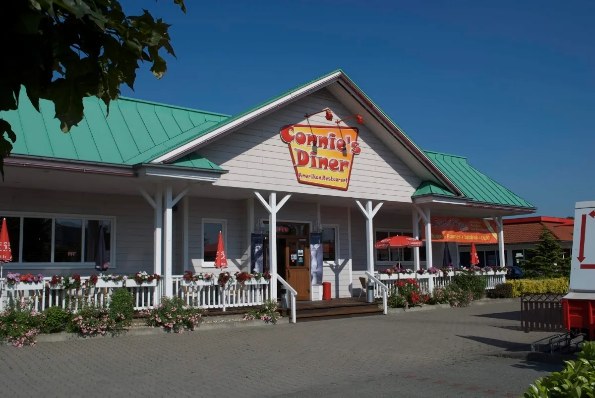 BookNoFees: Restoran – Connies Diner – Kamen – Connie's Diner, fotoğraf 1