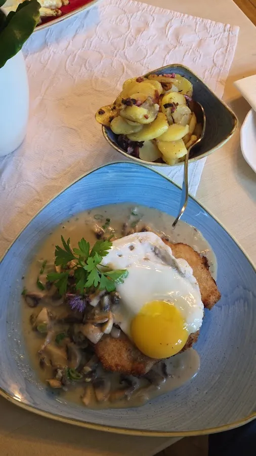 BookNoFees: Restoran – Gasthaus Klein – Netphen – Klein Lokantası, fotoğraf 3