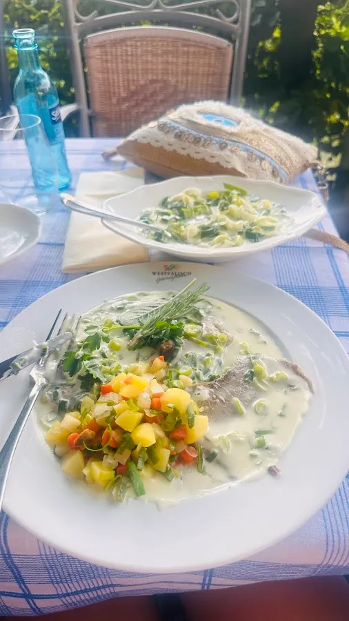 BookNoFees: Restoran – Gasthaus Klein – Netphen – Klein Lokantası, fotoğraf 2