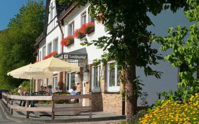 BookNoFees: Landgasthof Rüppel, Bestwig