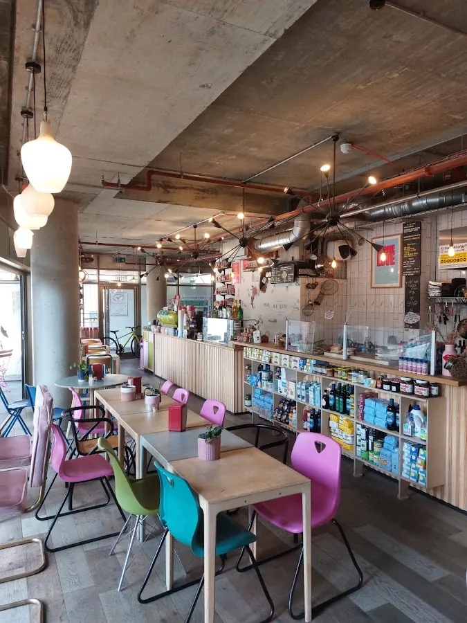 BookNoFees: Kafe – 21 Sid Tarot & Coffee – London – 21 Sid Tarot ve Kahve, fotoğraf 1