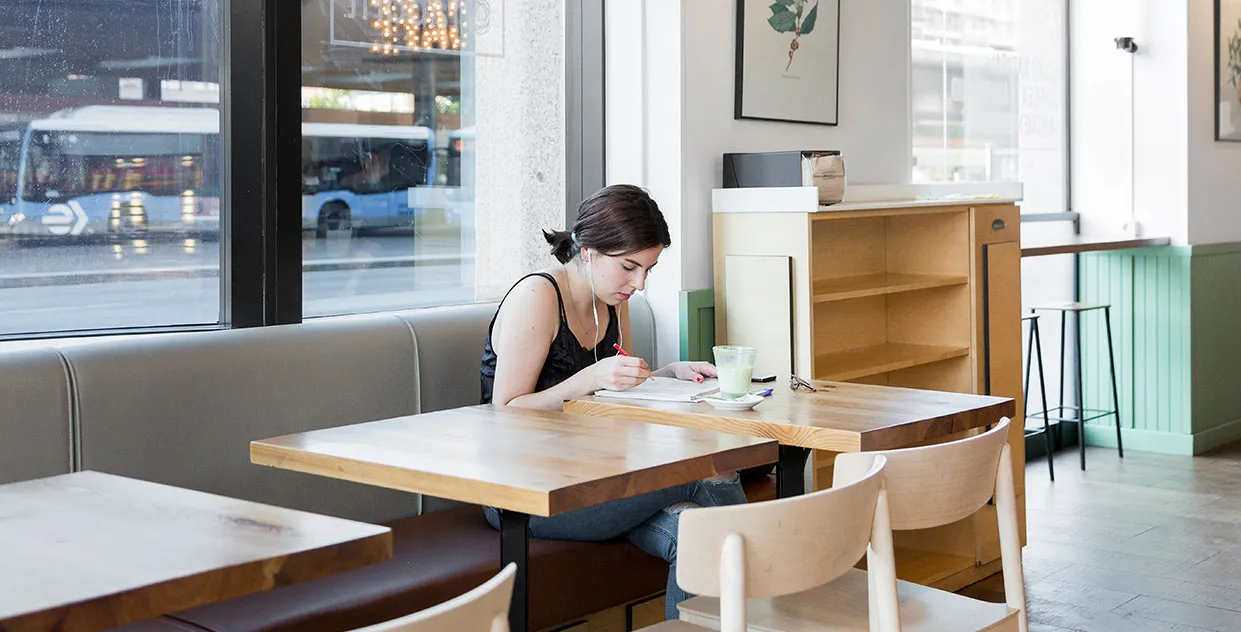 BookNoFees: Kafe – Faborit – Madrid – Favori, fotoğraf 1