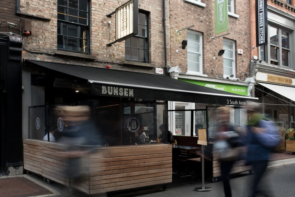 BookNoFees: Restoran – Bunsen – Dublin – Bunsen, fotoğraf 1